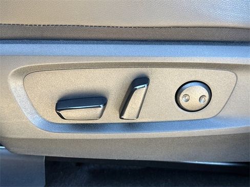 Certified 2025 Nissan Pathfinder Rock Creek image 24