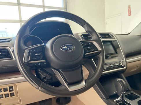 Used 2019 Subaru Outback 3.6R Limited image 14