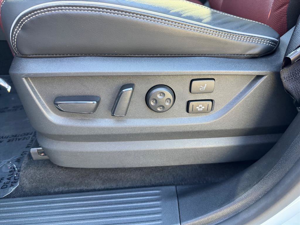 Used 2025 INFINITI QX80 Autograph AWD/4WD image 18