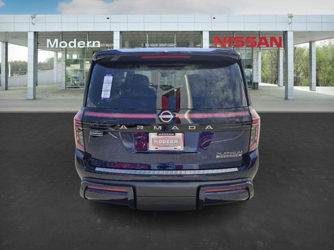 New 2025 Nissan Armada Platinum Reserve image 6