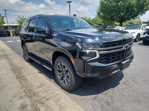 Certified 2022 Chevrolet Tahoe Z71 w/ Luxury Package AWD/4WD image 2
