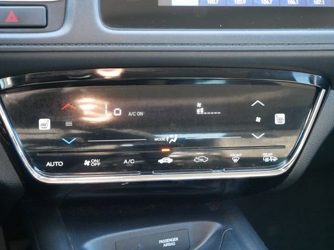 Used 2016 Honda HR-V EX image 23