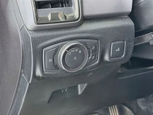 Used 2019 Ford Ranger XLT w/ Equipment Group 301A Mid AWD/4WD image 13