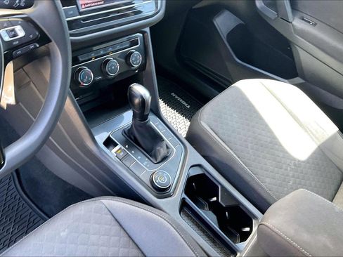 Used 2019 Volkswagen Tiguan S AWD/4WD image 17