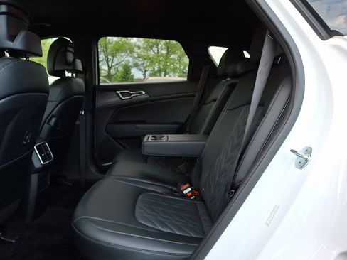 Used 2023 Kia Sportage X-Line AWD/4WD image 10