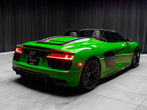 Used 2018 Audi R8 V10 plus AWD/4WD image 38