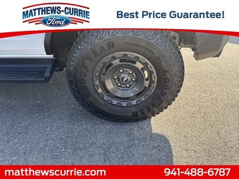 New 2025 Ford Bronco Outer Banks w/ Sasquatch Package image 15