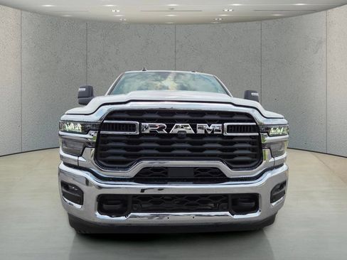 New 2026 RAM 2500 Big Horn AWD/4WD image 12