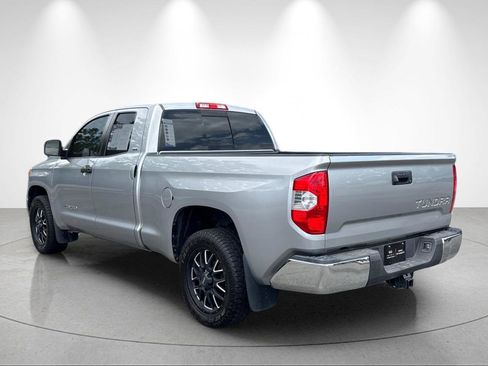 Used 2018 Toyota Tundra SR5 w/ SR5 Upgrade Package RWD image 3