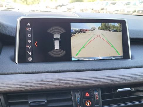 Used 2018 BMW X5 xDrive40e AWD/4WD image 17