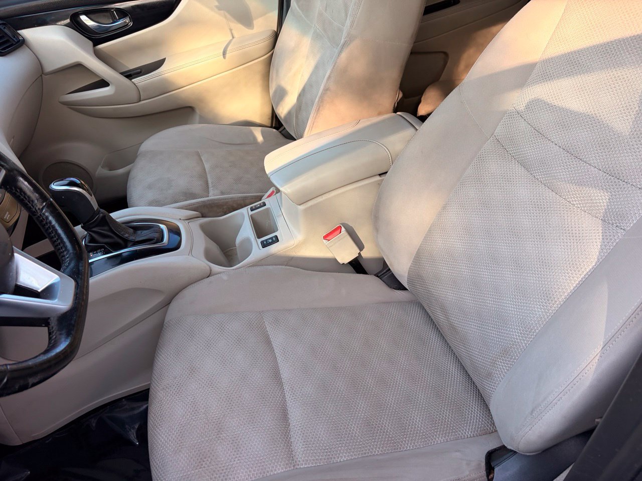 Certified 2021 Nissan Rogue Sport SV FWD image 28