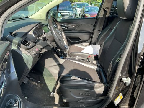 Used 2019 Buick Encore Preferred FWD image 5