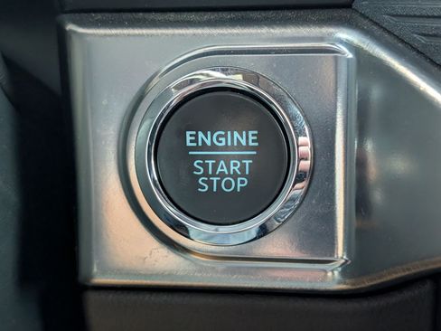 Used 2025 Ford F150 King Ranch w/ FX4 Off-Road Package AWD/4WD image 32