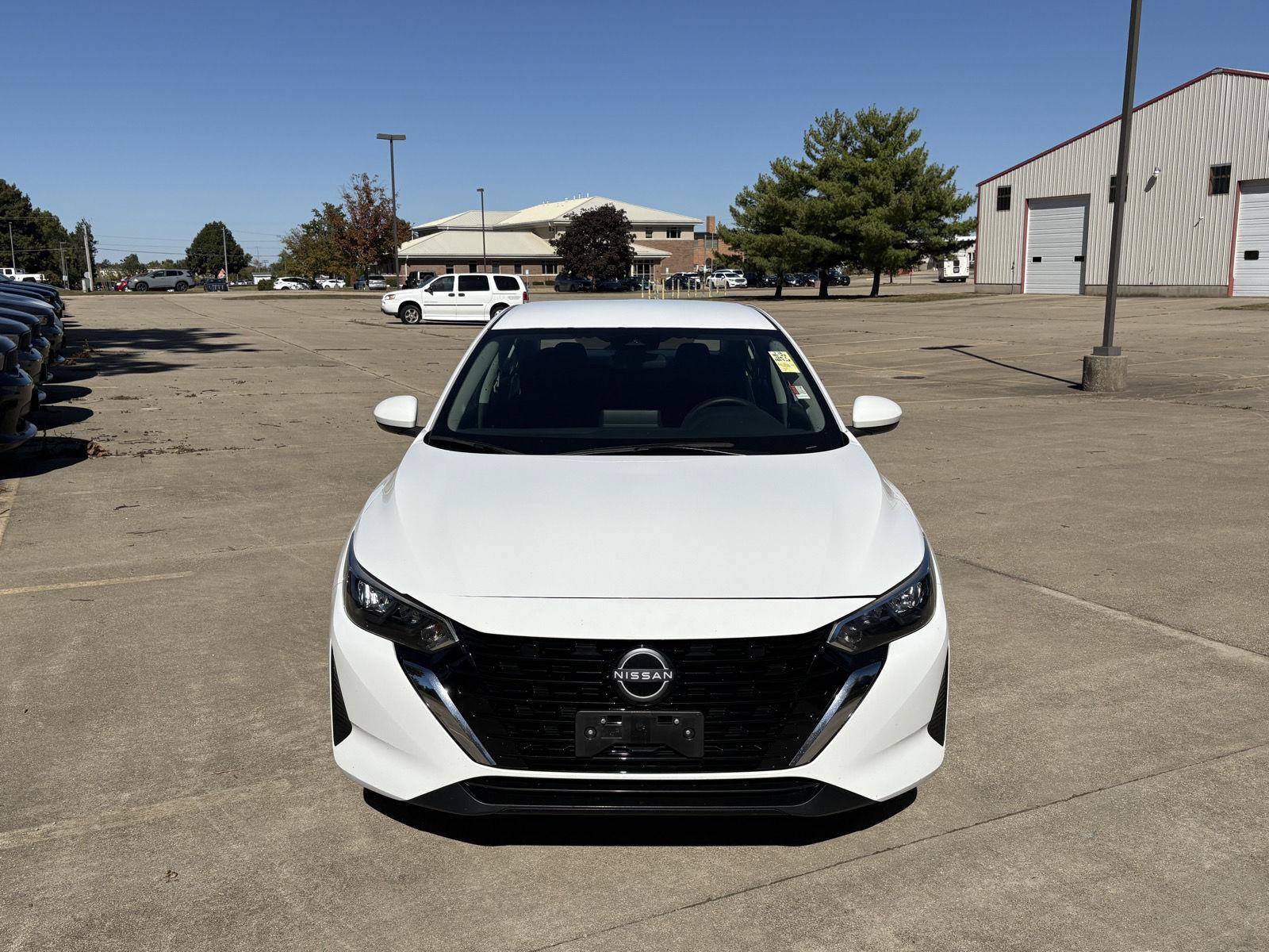 Used 2024 Nissan Sentra SV FWD image 17