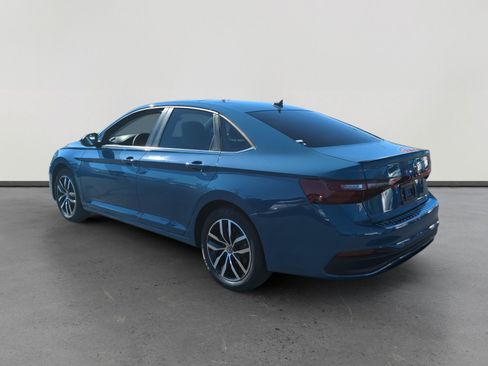 New 2026 Volkswagen Jetta SE image 3