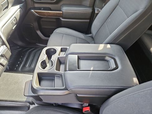 Used 2023 GMC Sierra 3500 SLE w/ SLE Convenience Package image 25