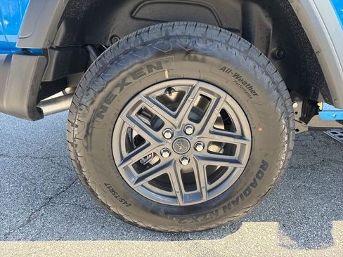 New 2026 Jeep Wrangler Sport AWD/4WD image 12