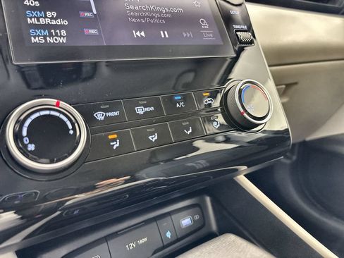 Used 2023 Hyundai Tucson SEL AWD/4WD image 16