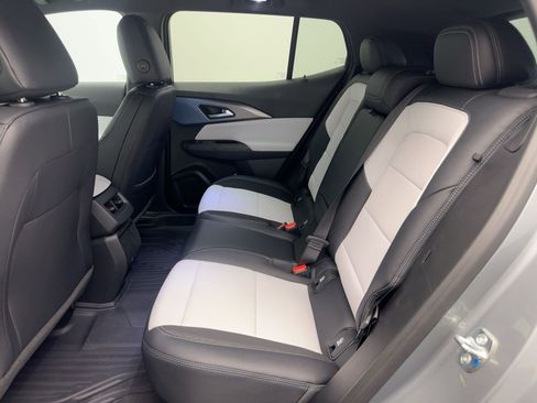 New 2026 Chevrolet Equinox EV LT image 15