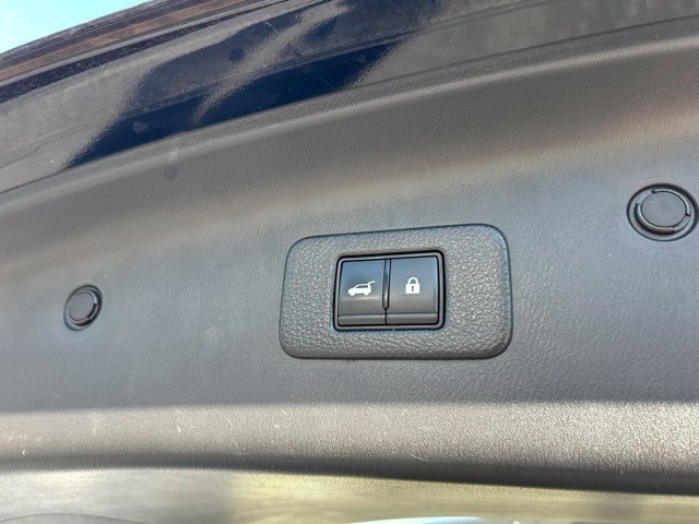Used 2023 Nissan Armada Platinum w/ Captain's Chairs Package AWD/4WD image 26