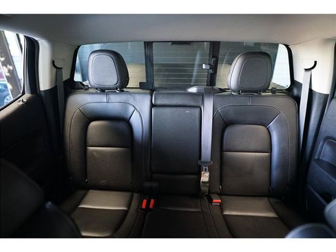 Used 2018 Chevrolet Colorado LT w/ Luxury Package, Chrome image 12