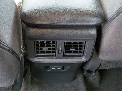 Used 2024 Toyota RAV4 XLE FWD image 16