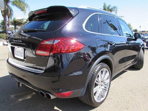 Used 2013 Porsche Cayenne Turbo AWD/4WD image 7