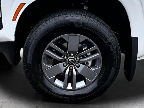 Used 2026 Nissan Frontier SV w/ Tow Package AWD/4WD image 30