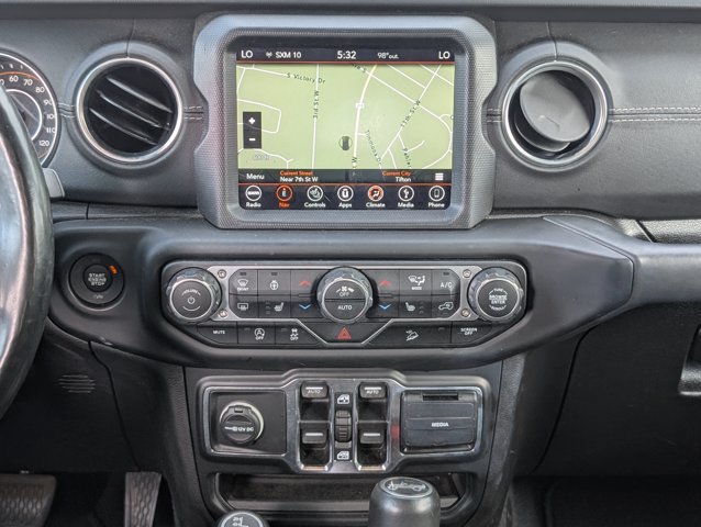 Used 2019 Jeep Wrangler Unlimited Sahara w/ Uconnect 4C Nav & Sound Group AWD/4WD image 17