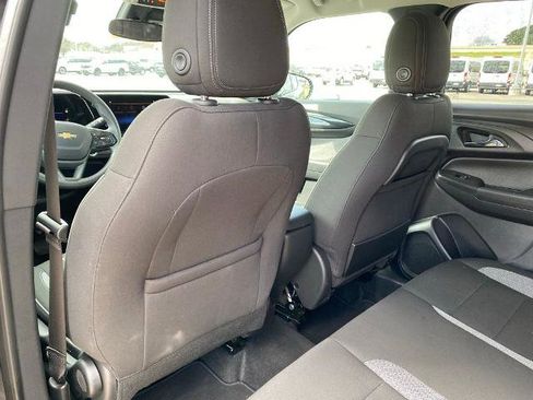 Used 2025 Chevrolet TrailBlazer LT image 29