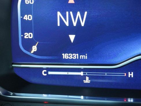 Used 2024 Chevrolet Tahoe Premier image 39