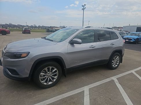 Used 2021 Jeep Cherokee Latitude Lux w/ Sun & Sound Group image 1