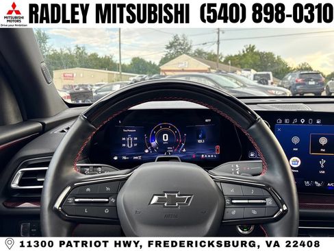 Used 2024 Chevrolet Traverse RS AWD/4WD image 6
