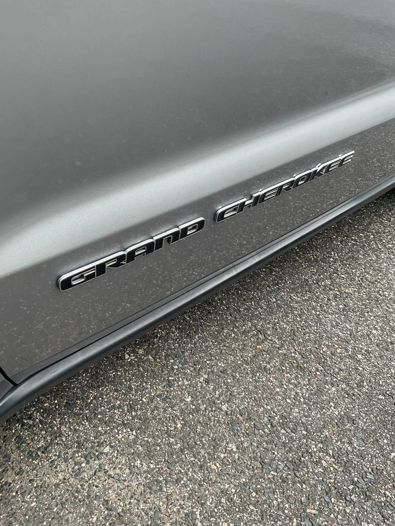 Used 2019 Jeep Grand Cherokee Limited AWD/4WD image 13