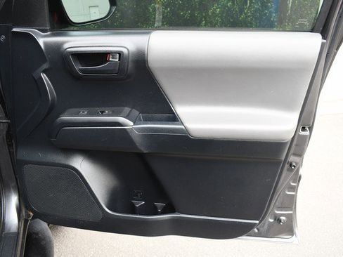 Used 2018 Toyota Tacoma SR w/ SR Convenience Package AWD/4WD image 23