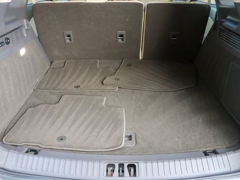 Used 2020 Lincoln Nautilus Reserve FWD image 24