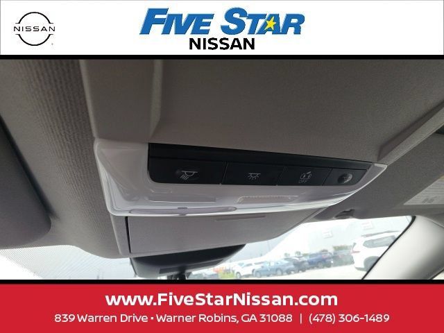 Used 2024 Nissan Sentra SR FWD image 23