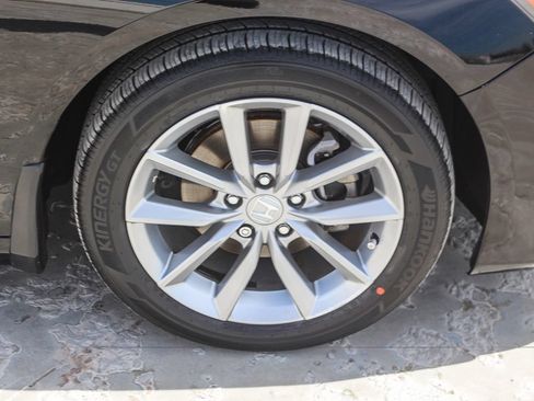 Certified 2022 Honda Accord LX image 10