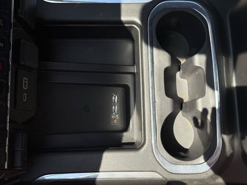 Used 2020 GMC Sierra 2500 AT4 w/ AT4 Premium Package AWD/4WD image 23