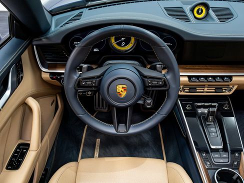 Used 2021 Porsche 911 Turbo S image 63