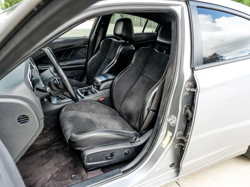 Used 2018 Dodge Charger GT AWD/4WD image 38
