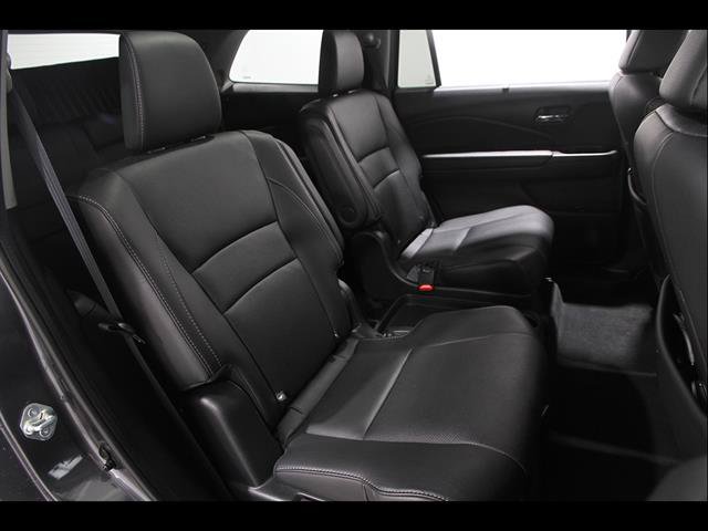 Used 2021 Honda Pilot Elite image 17