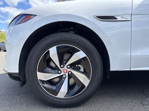 Certified 2023 Jaguar F-PACE S AWD/4WD image 13