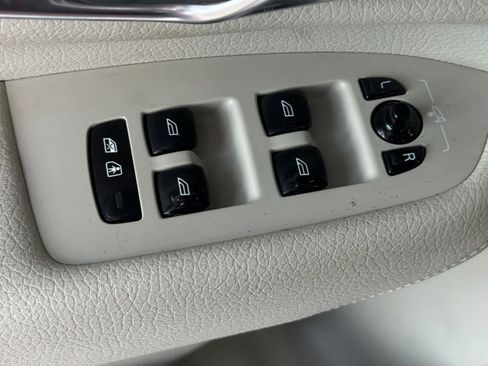 Used 2022 Volvo XC90 T5 Momentum w/ Protection Package image 15