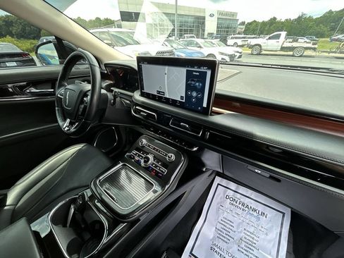 Used 2023 Lincoln Nautilus Reserve w/ Equipment Group 201A AWD/4WD image 11