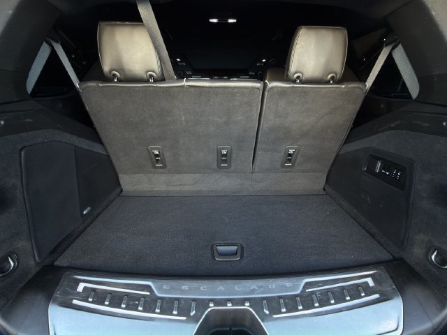 Certified 2021 Cadillac Escalade Sport Platinum w/ LPO, ONYX Package RWD image 42
