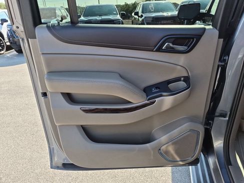 Used 2019 GMC Yukon XL SLT w/ Open Road Package RWD image 36