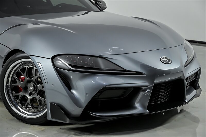 Used 2021 Toyota Supra RWD image 3