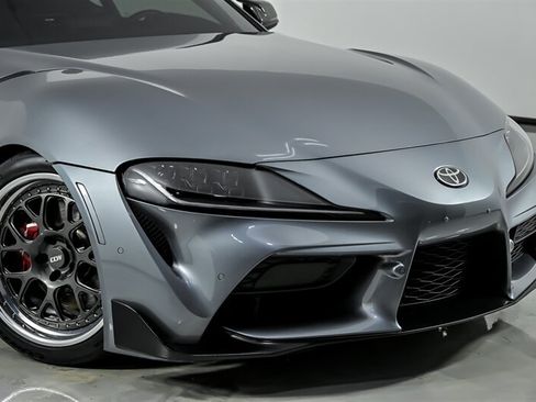 Used 2021 Toyota Supra RWD image 3