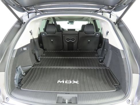 Used 2026 Acura MDX w/ Technology Package FWD image 29